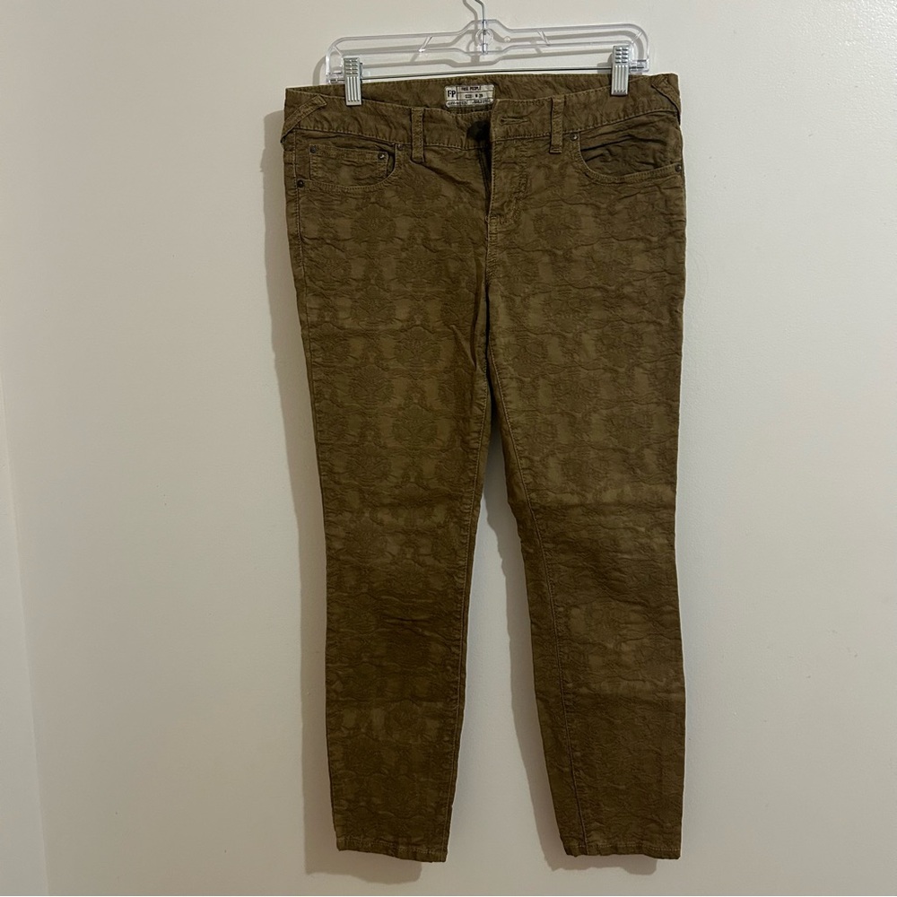 Free People textured jacquard skinny jeans in an olive/brown color Size 29